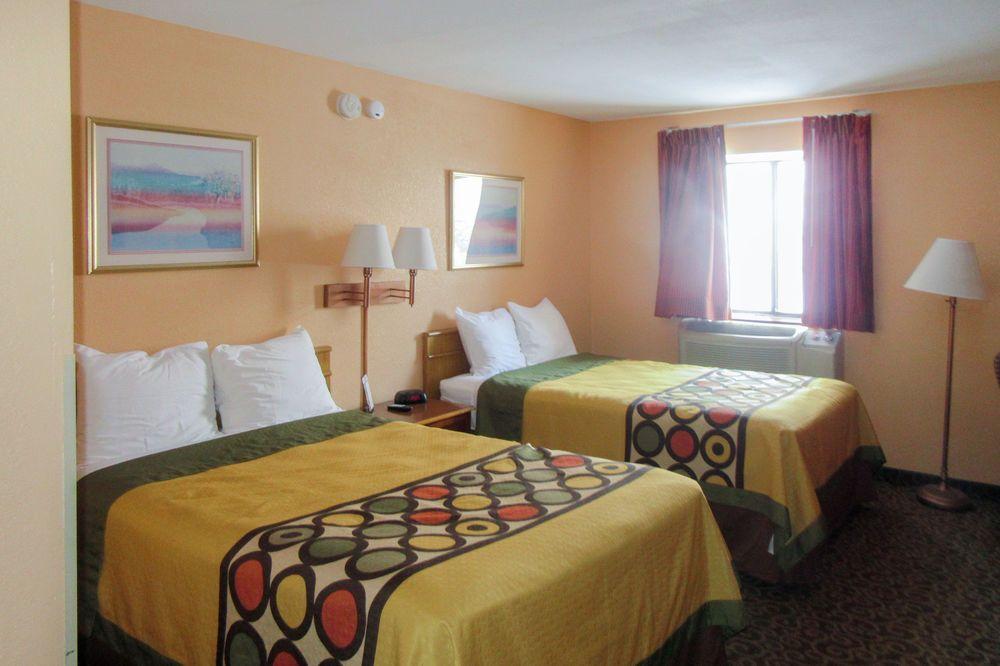 Econo Lodge Utica Ngoại thất bức ảnh