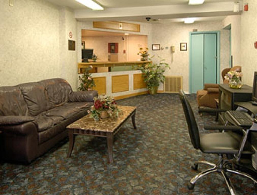 Econo Lodge Utica Ngoại thất bức ảnh